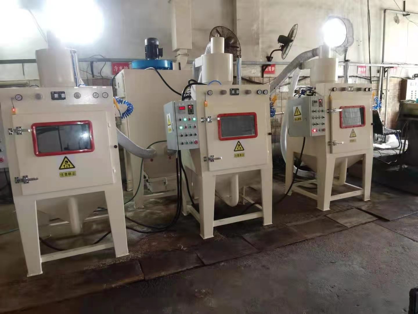 小型噴砂機(jī)的噴砂效果如何？